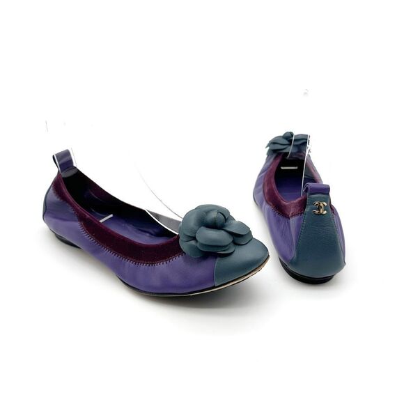 CHANEL Purple Camelia Ballet Flat Size 37.5 CC Logo Leather Flower Round Toe - Picture 1 of 14